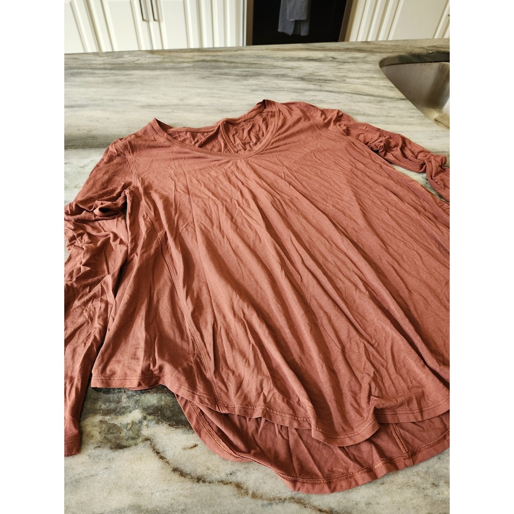 Lululemon Long Sleeve Shirt V-Neck Split Back Terracotta Rust Tunic Oversized M - Picture 3 of 7